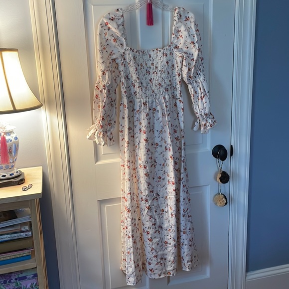 SO FEMININE! Gorgeous NWT Reformation Princess dress perfect for holidays S 👸 - Picture 6 of 7